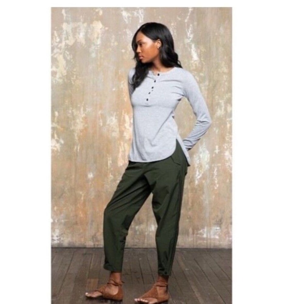 Paskho Sanctuary Cropped Travel Pants Womens Sz L Green Stretch Snap Ankles